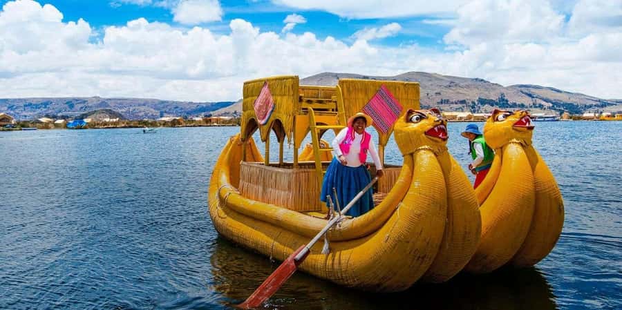 Uros, Taquile 1 day from Cusco with drop-off in Puno - Key Points