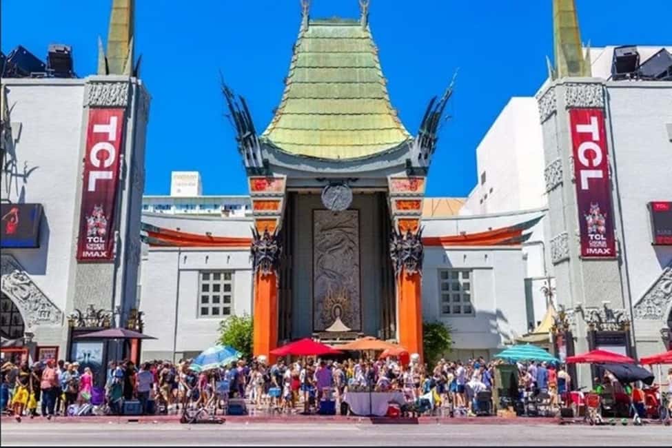 Los Angeles: 12 Pass Sprinter Limo Private Tour, 4,5,6 hrs. - A Comfortable and Flexible Way to See Los Angeles