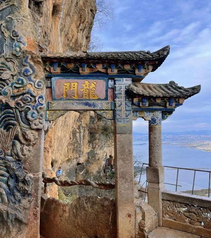 Kunming Western Hills Scenic Area Private Tour (Half Day) - Good To Know