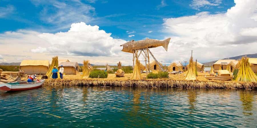 Puno: Kayak tour to the Uros Islands | Full Day | - Key Points