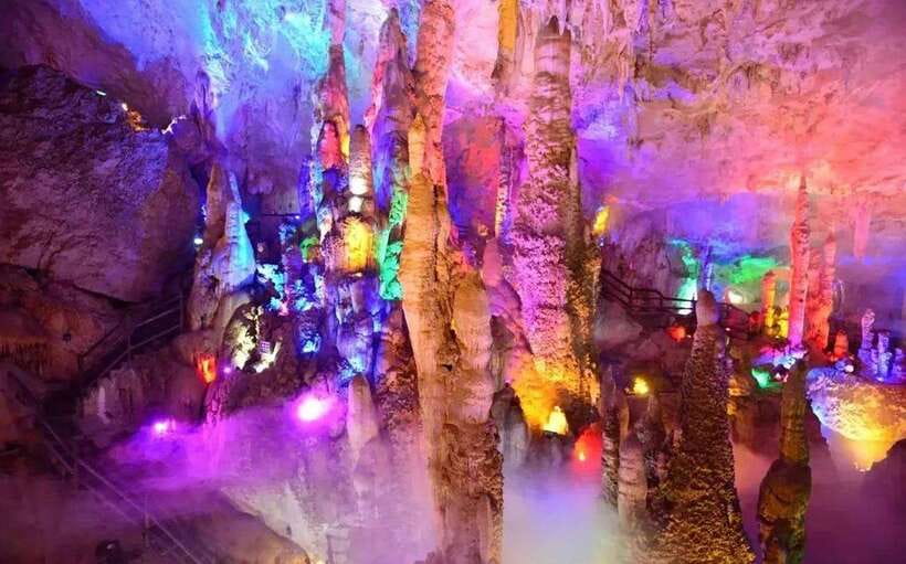 Kunming: Jiuxiang Cave & Roast Duck Lunch Private Tour - What Youll Get and What You Might Miss