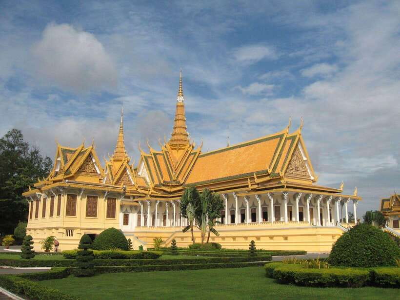 Phnom Penh: 2-Day City Highlights Tour - The Practicalities: What to Expect