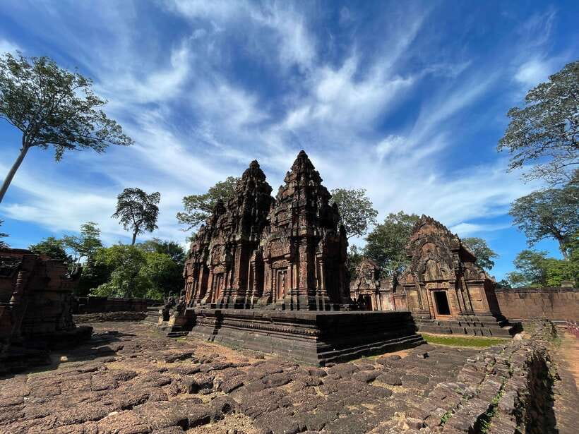 Banteay Srei, Kulen Waterfall & Beng Mealea Exploration - Key Points