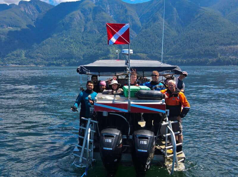 Vancouver: Discover the Best SCUBAdiving Sites by Boat - Key Points