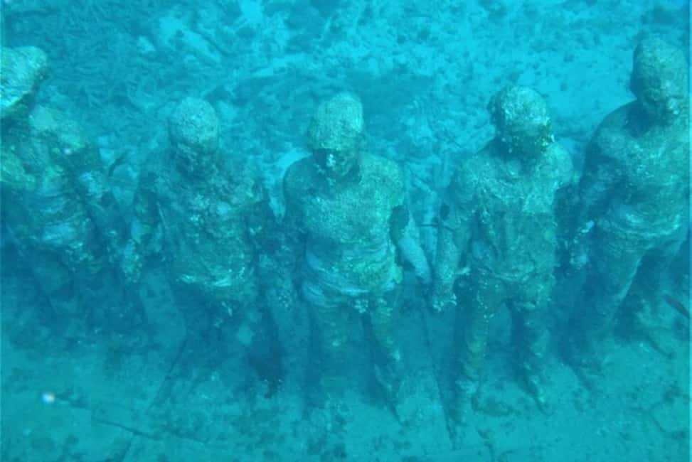 Snorkel Private Tour to Underwater Sculptures in Grenada - Practical Considerations