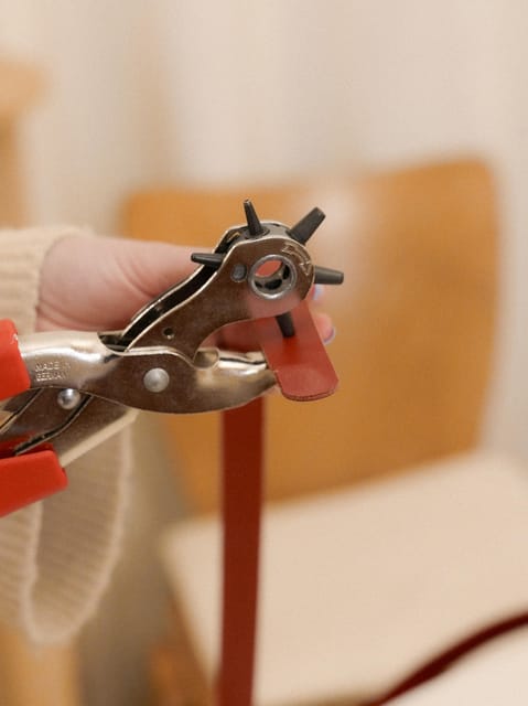 Barcelona: Craft your own leather bag, Hands-On workshop - Who Would Love This Experience?