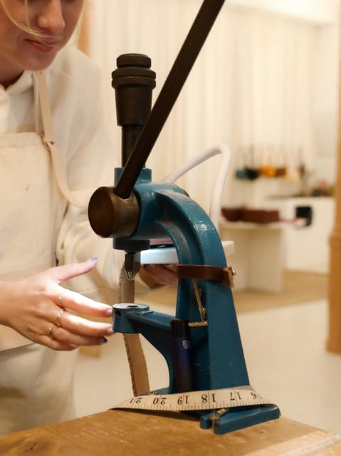 Barcelona: Craft your own leather bag, Hands-On workshop - Key Points