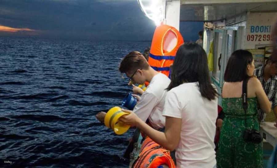 From Phu Quoc: Sunset and Night Squid Fishing - An In-Depth Look at the Experience