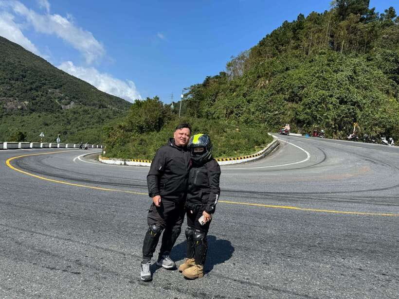 Da Nang Street Food Tour With Han River Sightseeing Cruise - An Overview of the Tour Experience