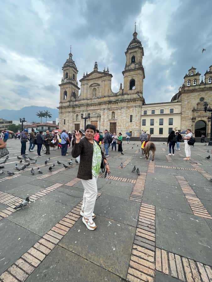 Bogota: Art, history, flavors and tradition tour. - Key Points