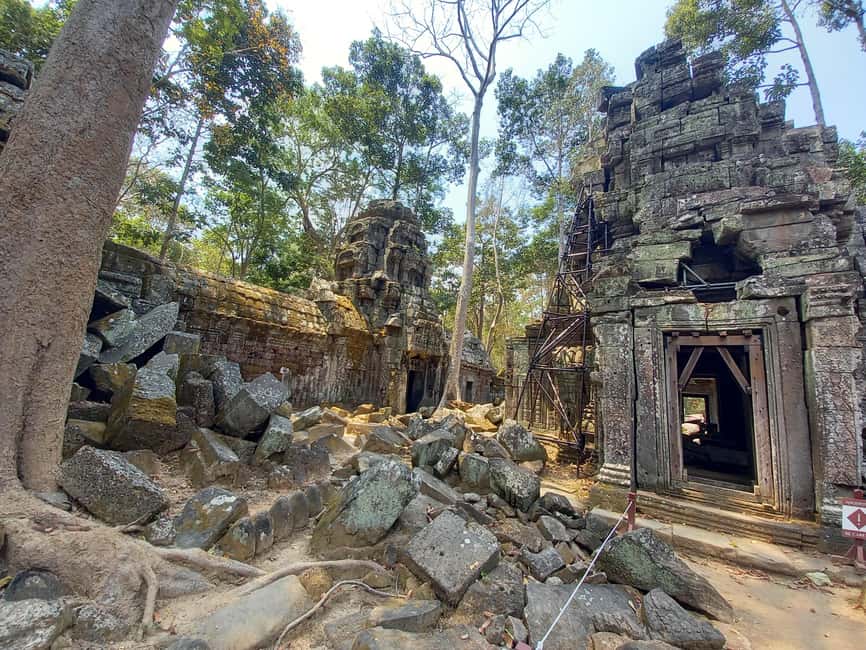 Sunrise at Angkor Wat, explore other temples with a Spanish tour guide. - Key Points