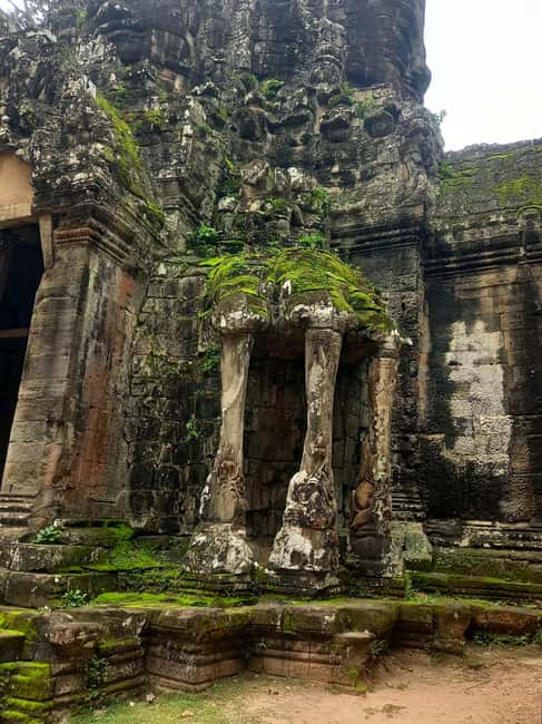Sunrise at Angkor Wat, explore other temples with a Spanish tour guide. - The Itinerary in Detail