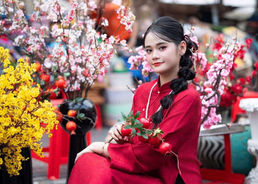 Ho Chi Minh Styled Photoshoot Tour With Makeup Photographer - Customization & Special Requests