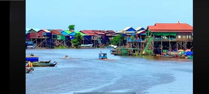 Sunset at the Floating Village on the Gigantic Lake - FAQ