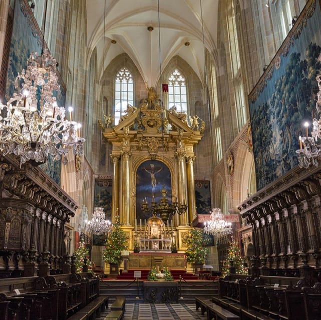 Rynek Underground & Wawel Castle, Cathedral - Krakow - Authentic Experiences and What Youll Remember