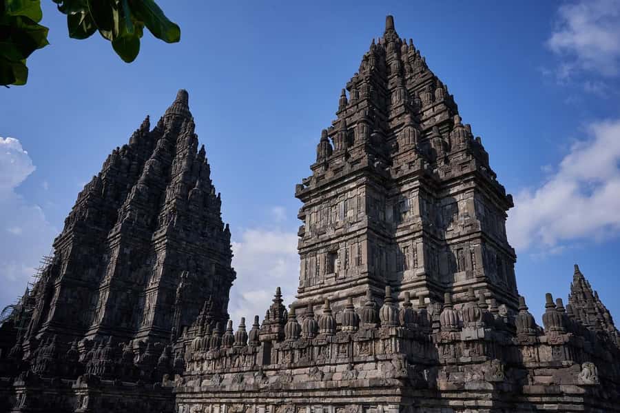 Yogyakarta: Prambanan, Sukuh Temple & Tea Plantation Tour - Why Choose This Tour?