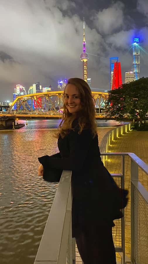 Shanghai Customized tour with local guide and 7seats car - Key Points