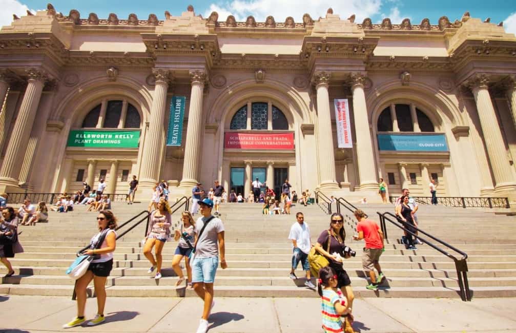 Best of NYC: Gossip Girl Sites Experience - Key Points