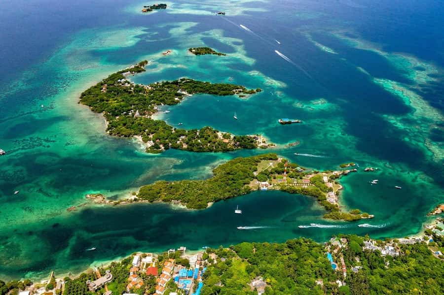 CARTAGENA: EXCURSION to the Rosario Islands by boat and white beach by bus. - Discovering the Rosario Islands and Playa Blanca: A Practical Review