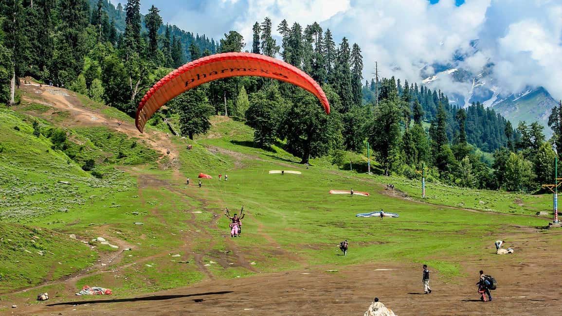 From Delhi: 11-Day Private Himachal Tour with Amritsar - Transportation and Group Experience