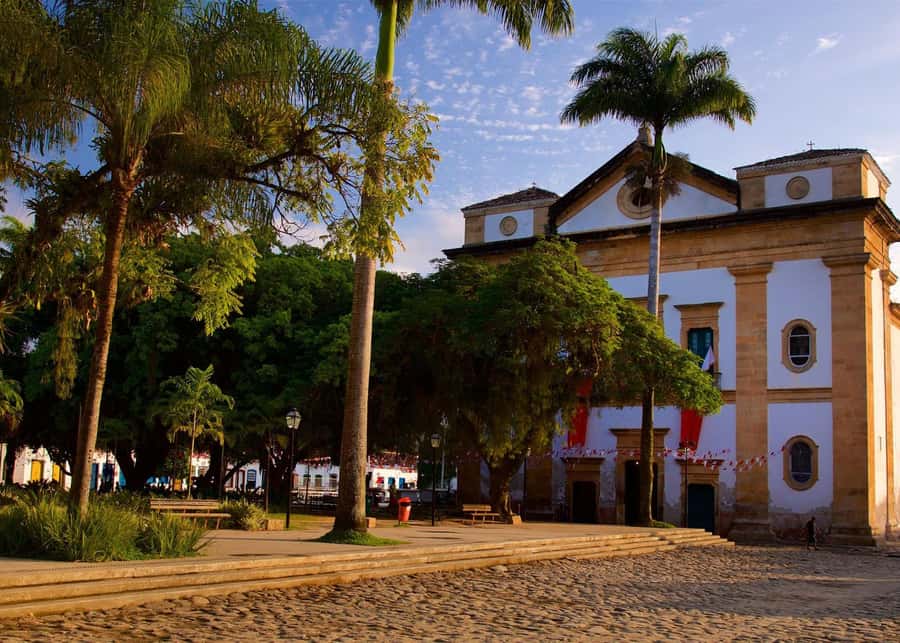 CITY TOUR IN PARATY: Churches and Historical Center Private - Discovering Brazil’s Spirit: The Cachaça Experience