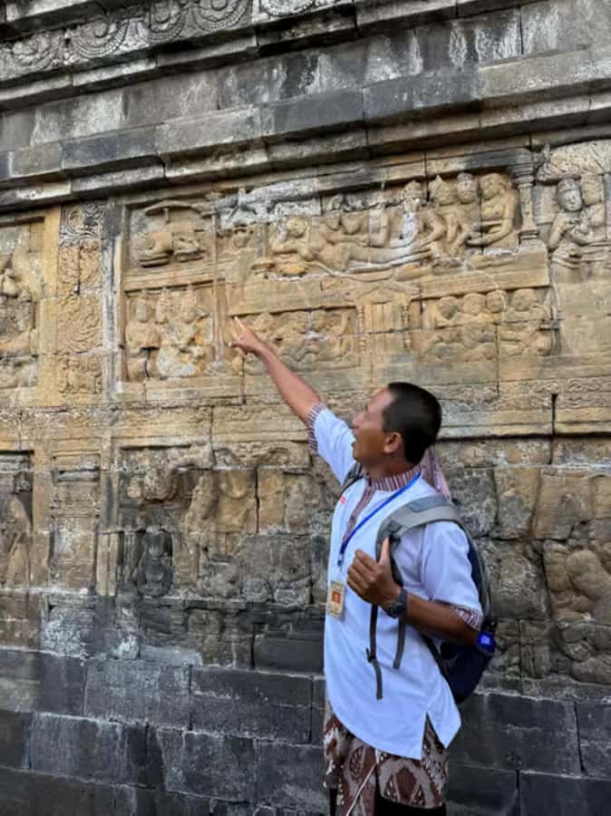 Yogyakarta:Mount Merapi Sunrise, Borobudur Climb & prambanan - The Sum Up