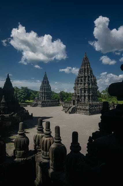 Yogyakarta : Prambanan temple + cycling - FAQ