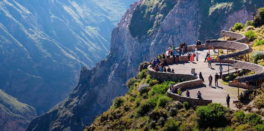 From Arequipa: 2-day excursion to the Colca Canyon + Hotel - Day 2: The Heart of the Canyon