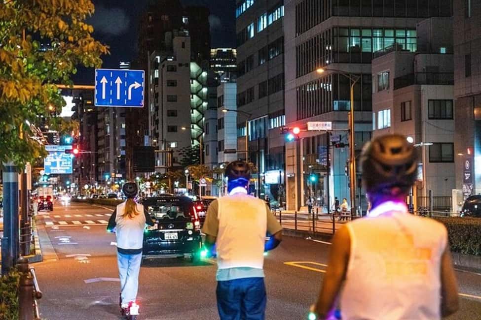 Tokyo: E-scooter Ride around the Imperial Palace area - Why This Tour Might Be Right for You