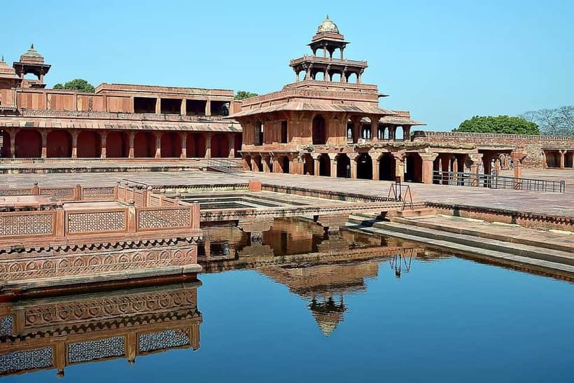 From Delhi or Agra: Taj Mahal and Fatehpur Sikri Guided Tour - Practical Details and Value