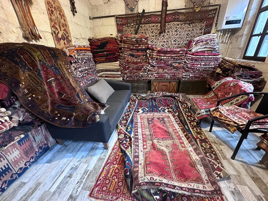 Carpet & Kilim Info and Demo - Value Beyond the Price Tag