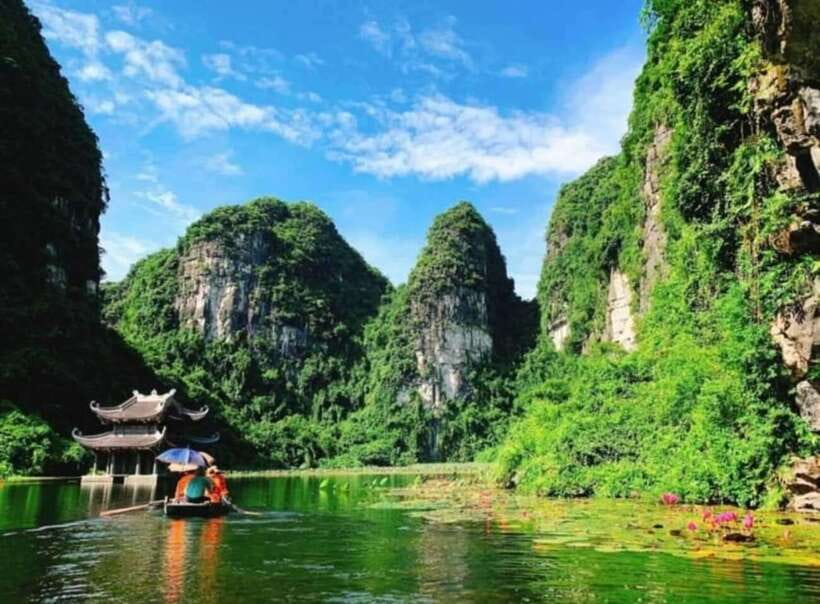 From Ha Noi: Tam Coc -Hoa Lu & Mua Cave Full-Day Trip - Practical Tips for Making the Most of Your Trip