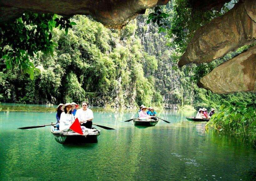 From Ha Noi: Tam Coc -Hoa Lu & Mua Cave Full-Day Trip - From Ha Noi: Tam Coc - Hoa Lu & Mua Cave Full-Day Trip