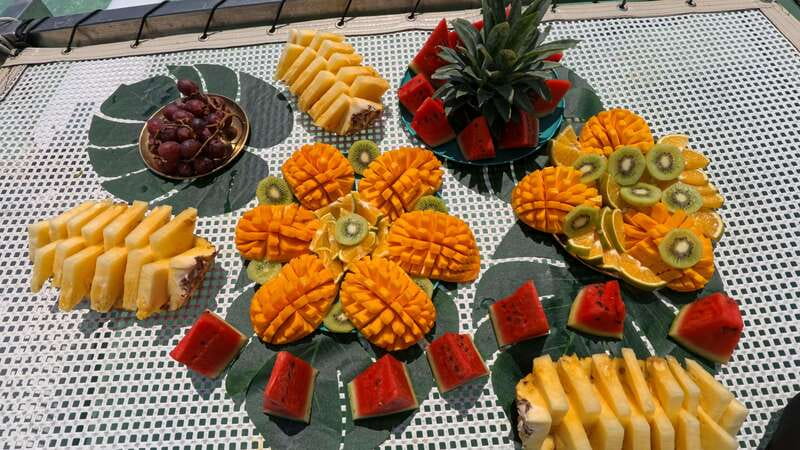 Sail for 4 hours in the most SECRET spot in Bacalar. INCLUDES Beach Club. - Key Points