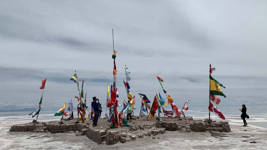 UYUNI SALT FLAT & TUNUPA VOLCANO: 2 DAYS/1 NIGHT EXPEDITION - Uyuni Salt Flat & Tunupa Volcano: 2 Days/1 Night Expedition