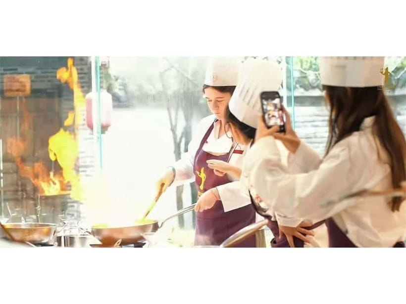 Chengdu Sichuan Cuisine Cooking Class and Savor Local Snacks - Authenticity and Unique Elements