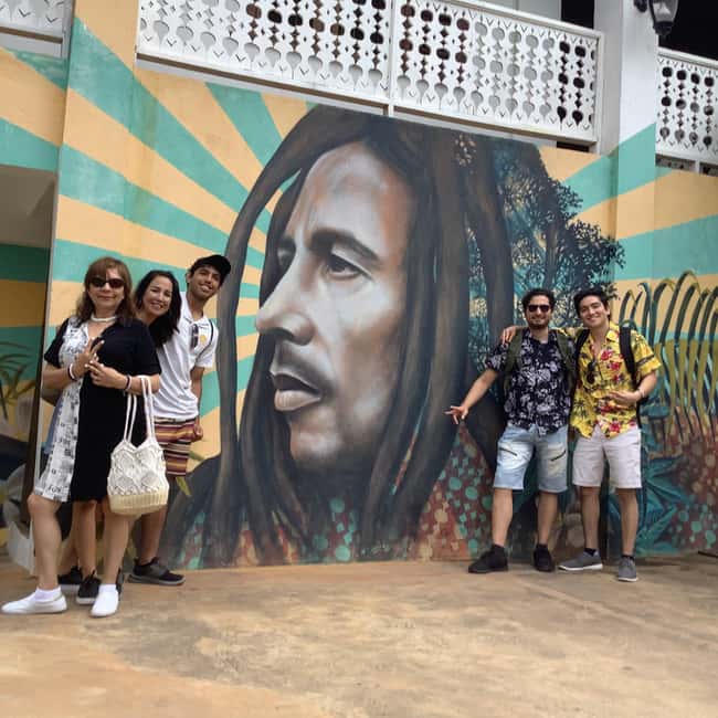 Ocho Rios: Bob Marley Museum and Dunn's River Falls Tour - Authentic Experiences and Authenticity