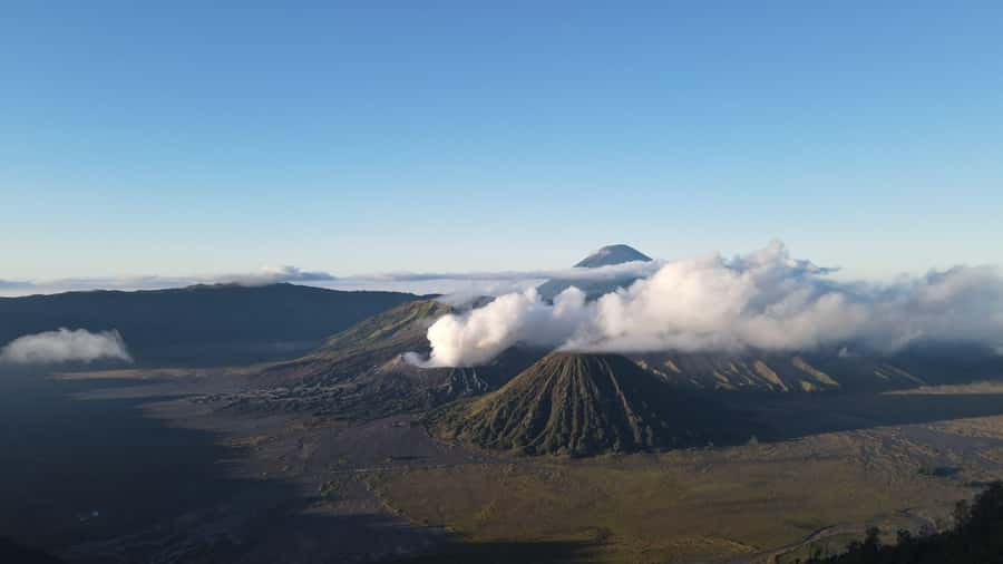 Yogyakarta : 4D3N Bromo, Tumpak sewu waterfall, ijen, Bali - Key Points