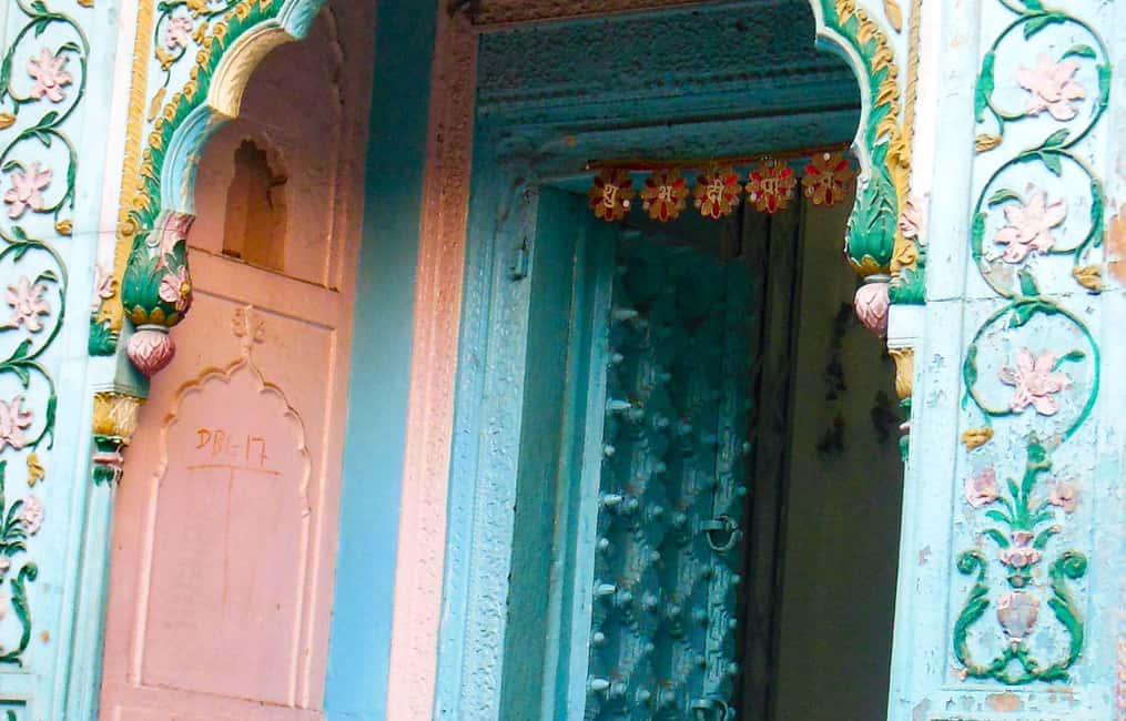 Delhi: Old Delhi, Akshardham Temple, and Light Show Tour - The Sum Up: Who Will Appreciate This Tour?