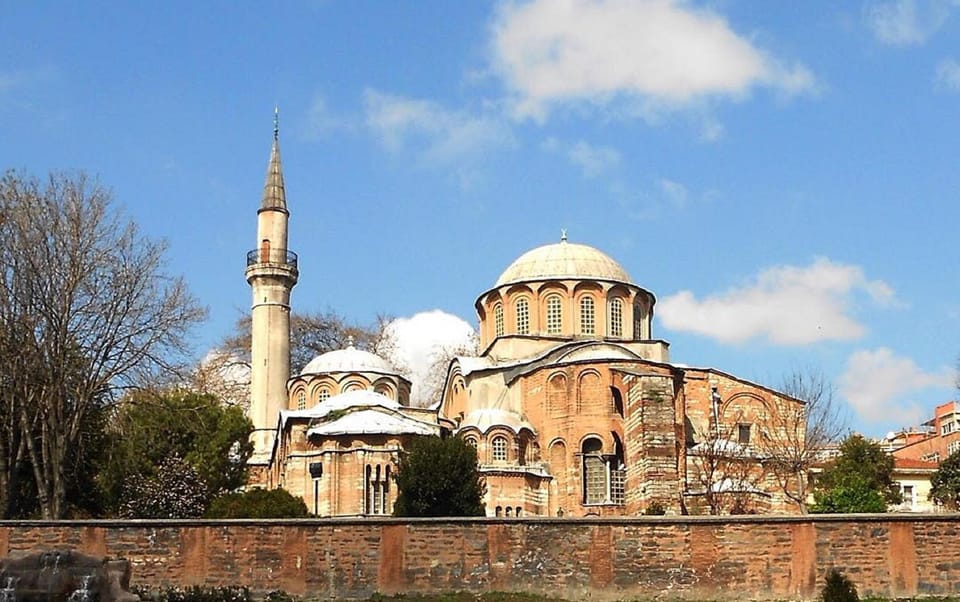 Istanbul: Dolmabahce Palace, Chora Church & Balat Tour - Visiting Istanbul’s Architectural and Neighborhood Highlights