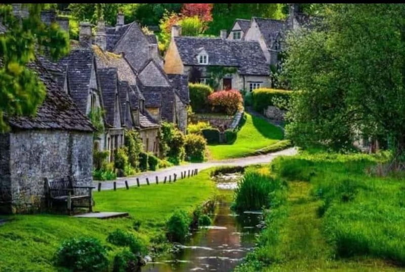 "Unforgettable Cotswolds Villages & Windsor Day Tour - A Closer Look at the Itinerary