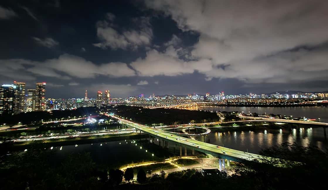 Seoul Night Tour: Naksan Park & Hidden Jems - A Detailed Look at the Seoul Night Tour