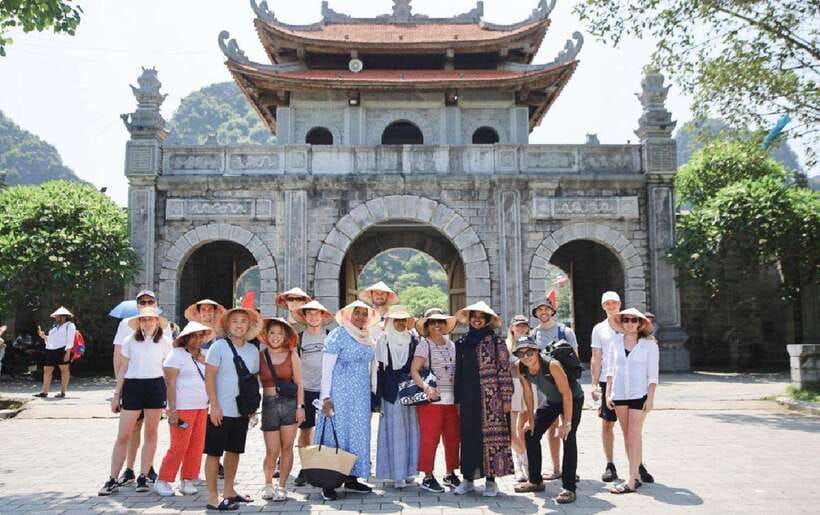 Hanoi: 2-Day Trang An, Tam Coc, Mua Caves, Hoa Lu, Bai Dinh - Who Should Consider This Tour?
