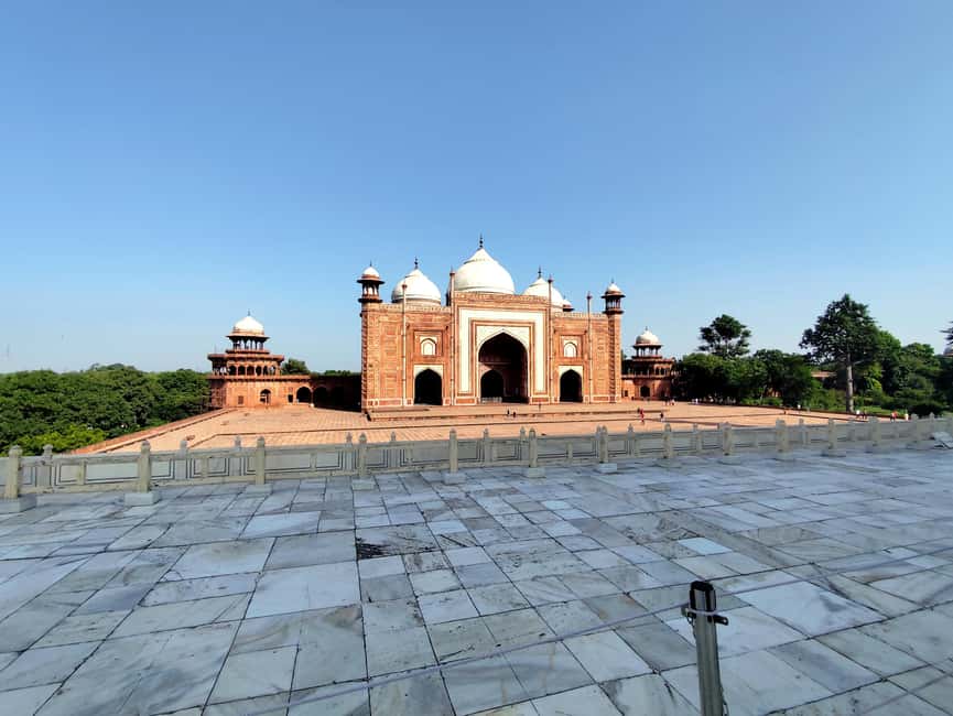 Cochin Agra Same Day Tour with Return Flights and lunch - Who Would Love This Tour?