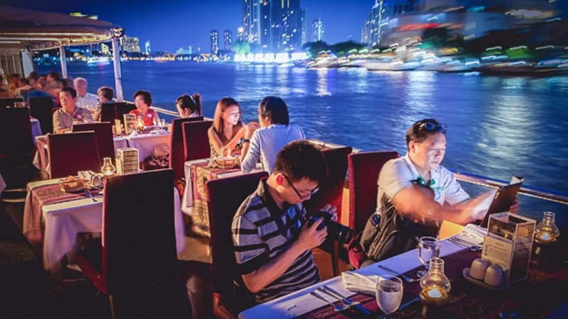 Bangkok: Chao Phraya River Dinner Cruise with Buffet - Good To Know