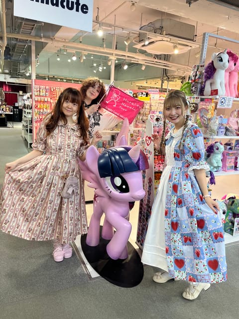 Try Harajuku Dress to Impress! Lolitafashion Experience Tour - Try Harajuku Dress to Impress! Lolitafashion Experience Tour
