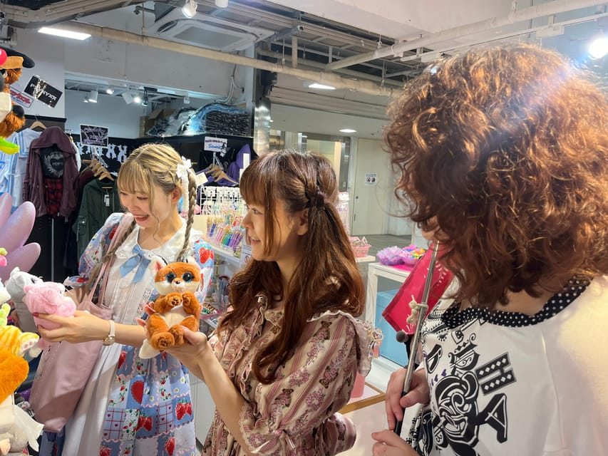 Try Harajuku Dress to Impress! Lolitafashion Experience Tour - Inside the Itinerary