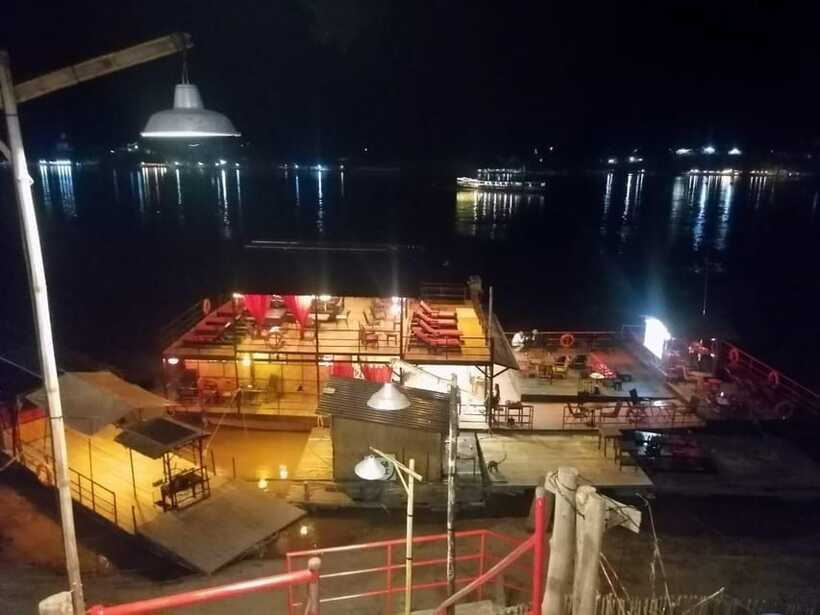 Luang Prabang: Mekong Sunset Cruise & Lao Tasting Dinner - Key Points