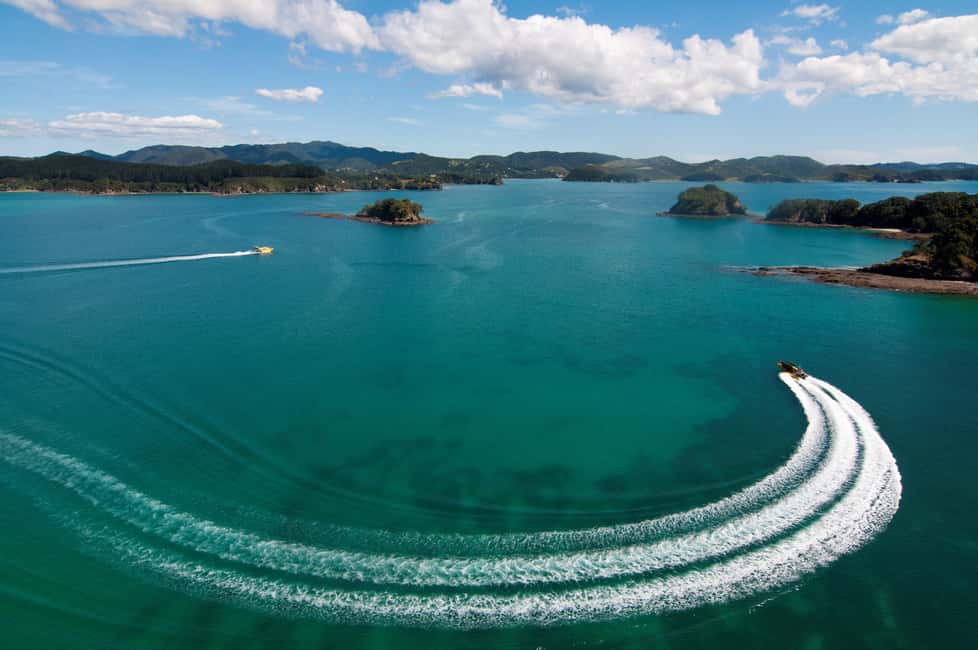 Bay of Islands HOLE IN THE ROCK & WAITANGI TREATY GROUNDS - Key Points