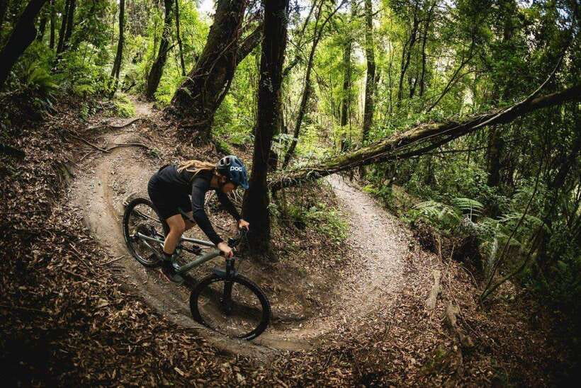 Pokhara: Peace Pagoda to Pokhara Downhill Mountain Bike Ride - Discovering the Experience